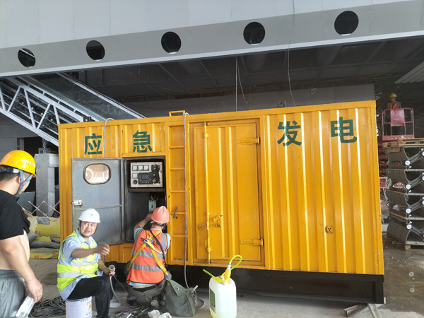 迁西怎样判断空气滤清器是否需要更换？